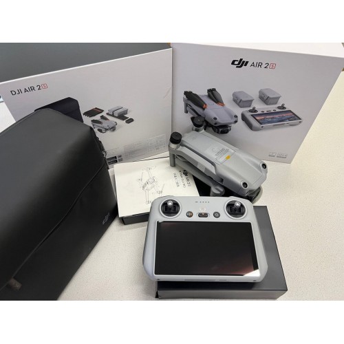 Квадрокоптер DJI AIR 2S Fly More Combo (пульт DJI RC с экраном) в Липецке